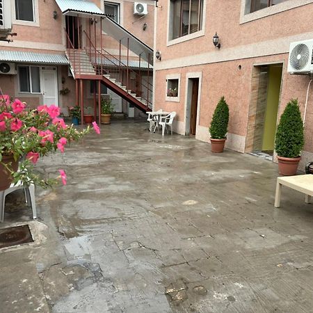 Styopa Hotel Γιερεβάν Εξωτερικό φωτογραφία