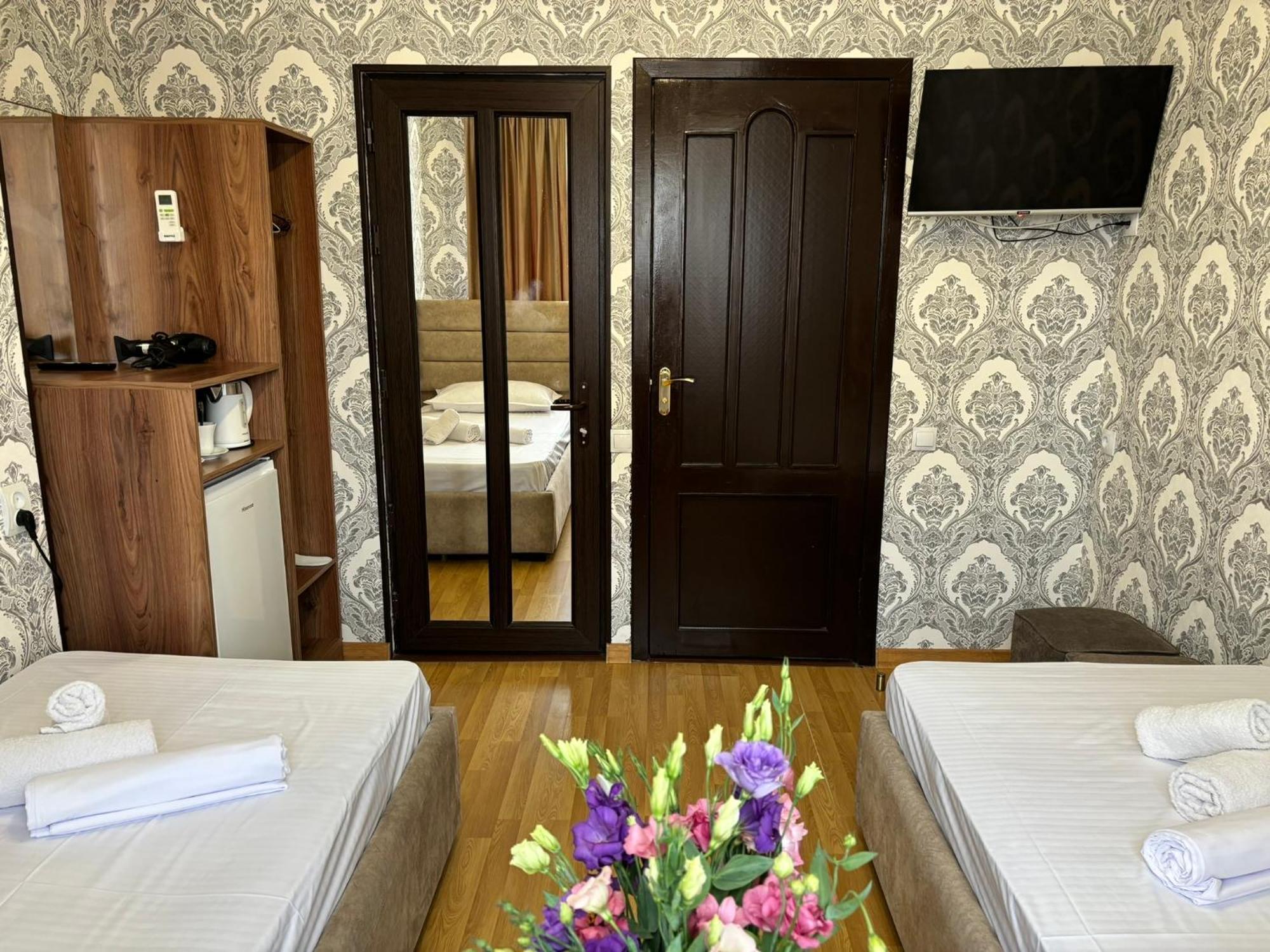 Styopa Hotel Γιερεβάν Εξωτερικό φωτογραφία