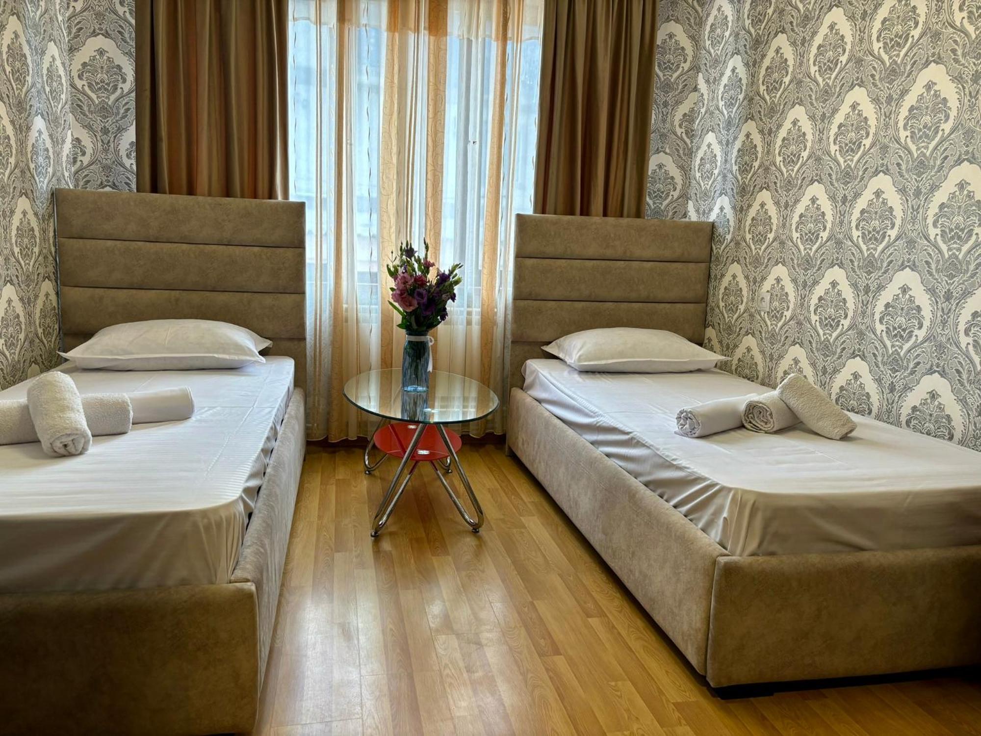 Styopa Hotel Γιερεβάν Εξωτερικό φωτογραφία