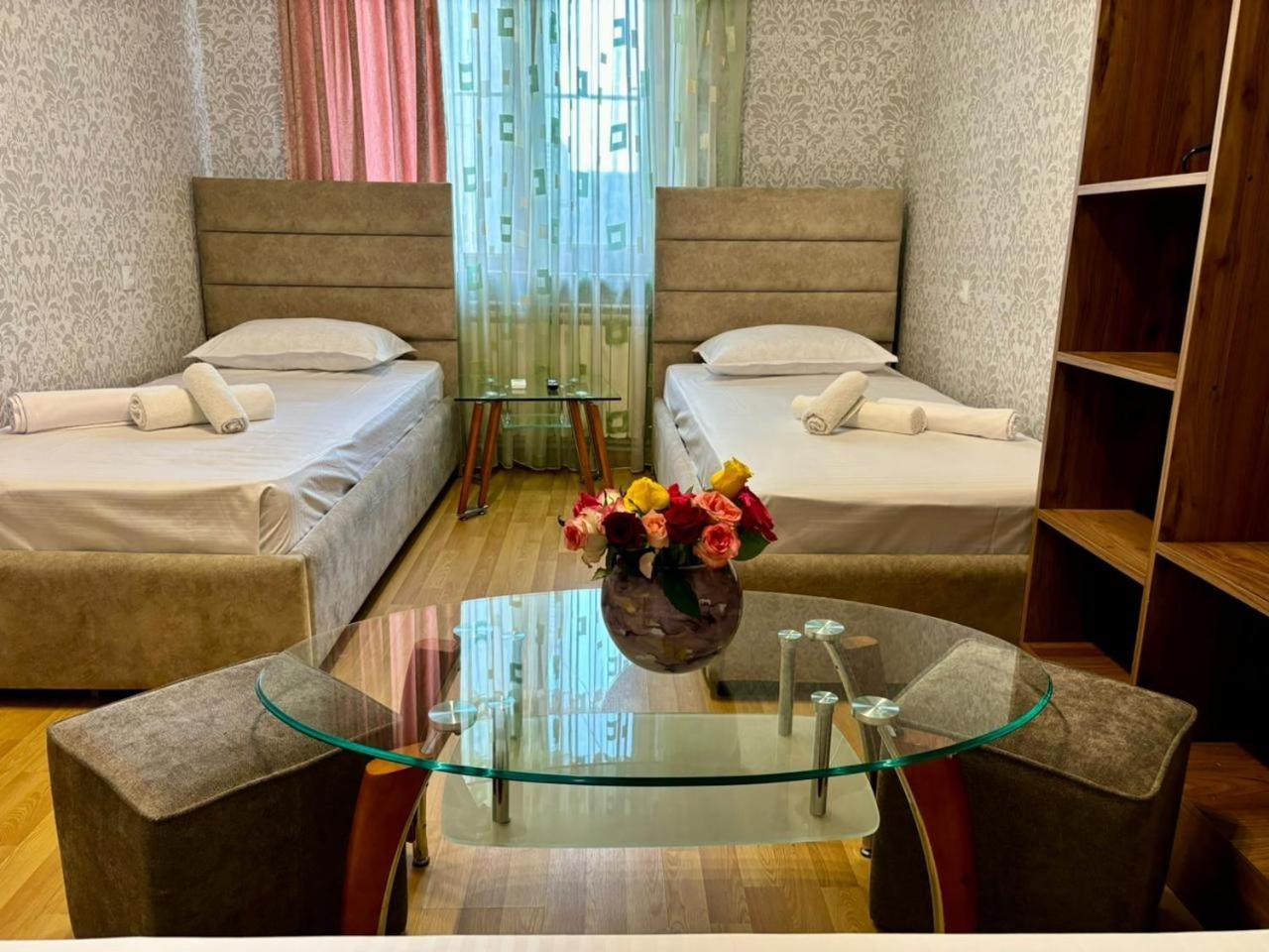 Styopa Hotel Γιερεβάν Εξωτερικό φωτογραφία