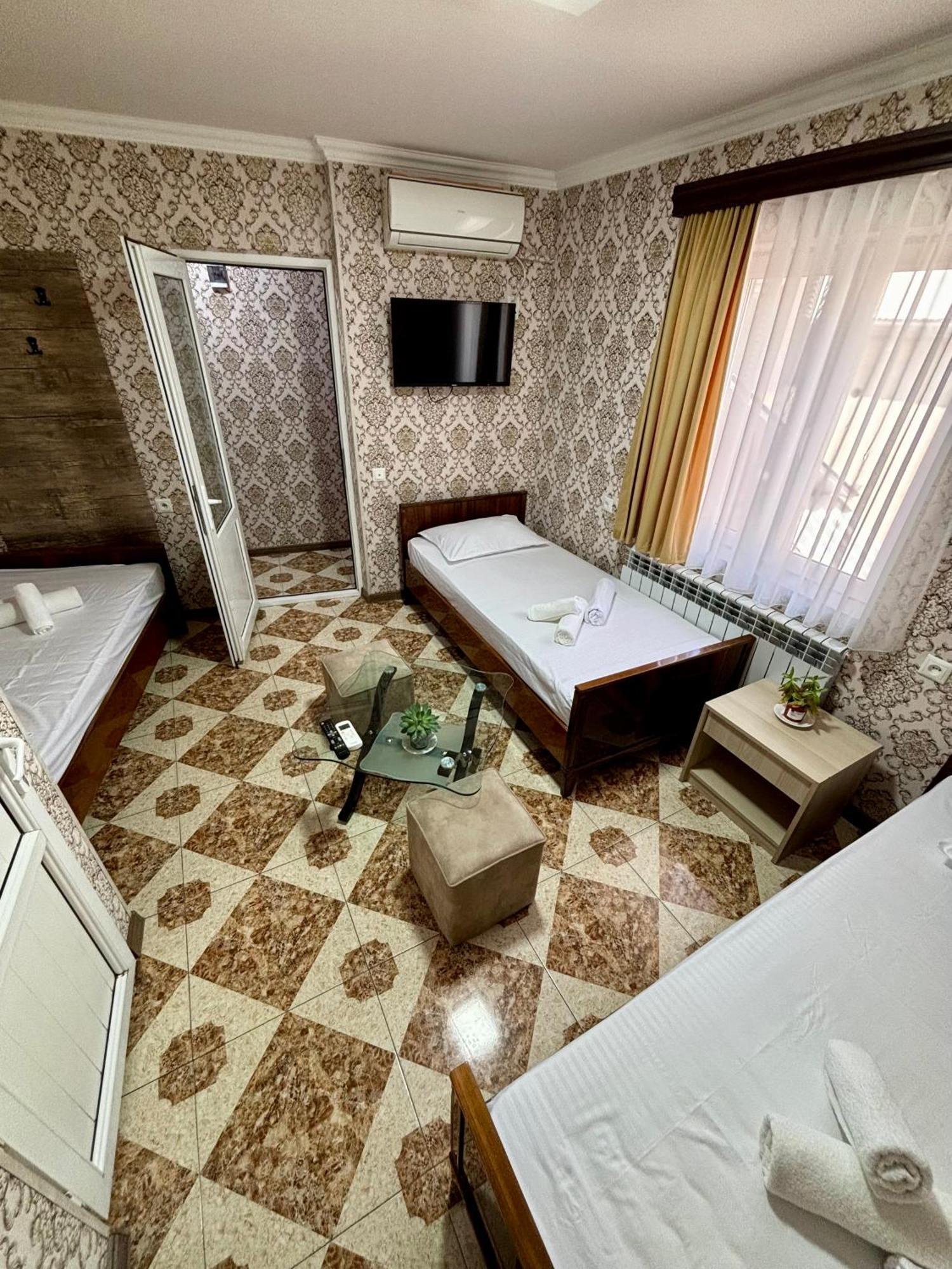 Styopa Hotel Γιερεβάν Εξωτερικό φωτογραφία